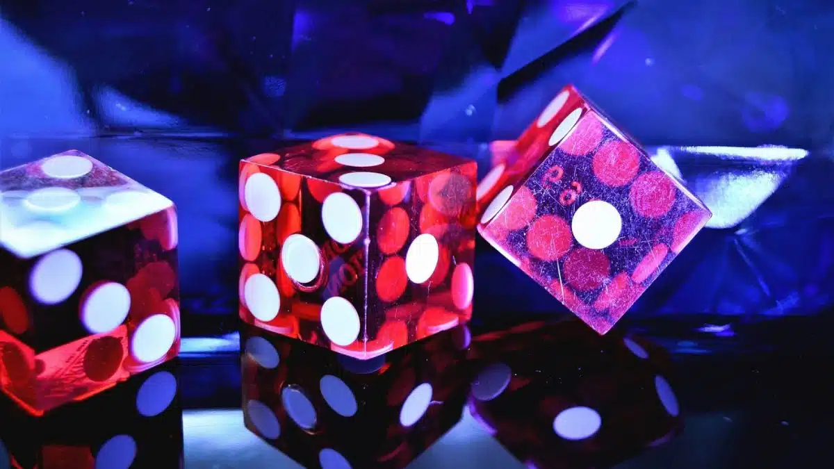 Jouer au casino en ligne : les intérêts