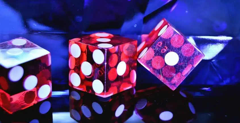 Jouer au casino en ligne : les intérêts